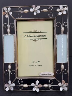 A. Richesco Corp Mother of Pearl Floral 4"x6" Free Standing Photo Picture Frame